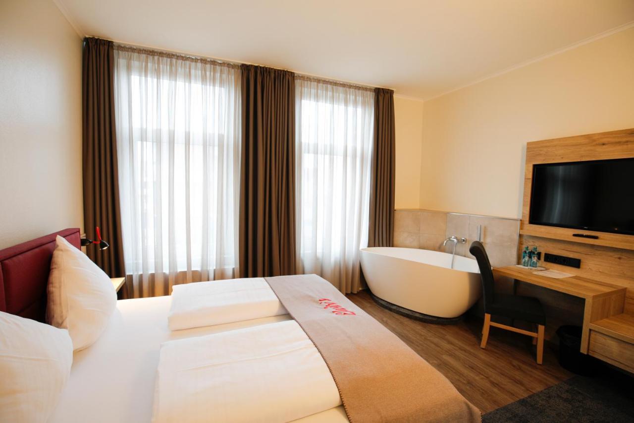 Hotel Restaurant Zur Linde Westerstede Luaran gambar